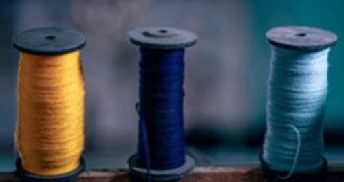 Vakkundige kledingreparatie 